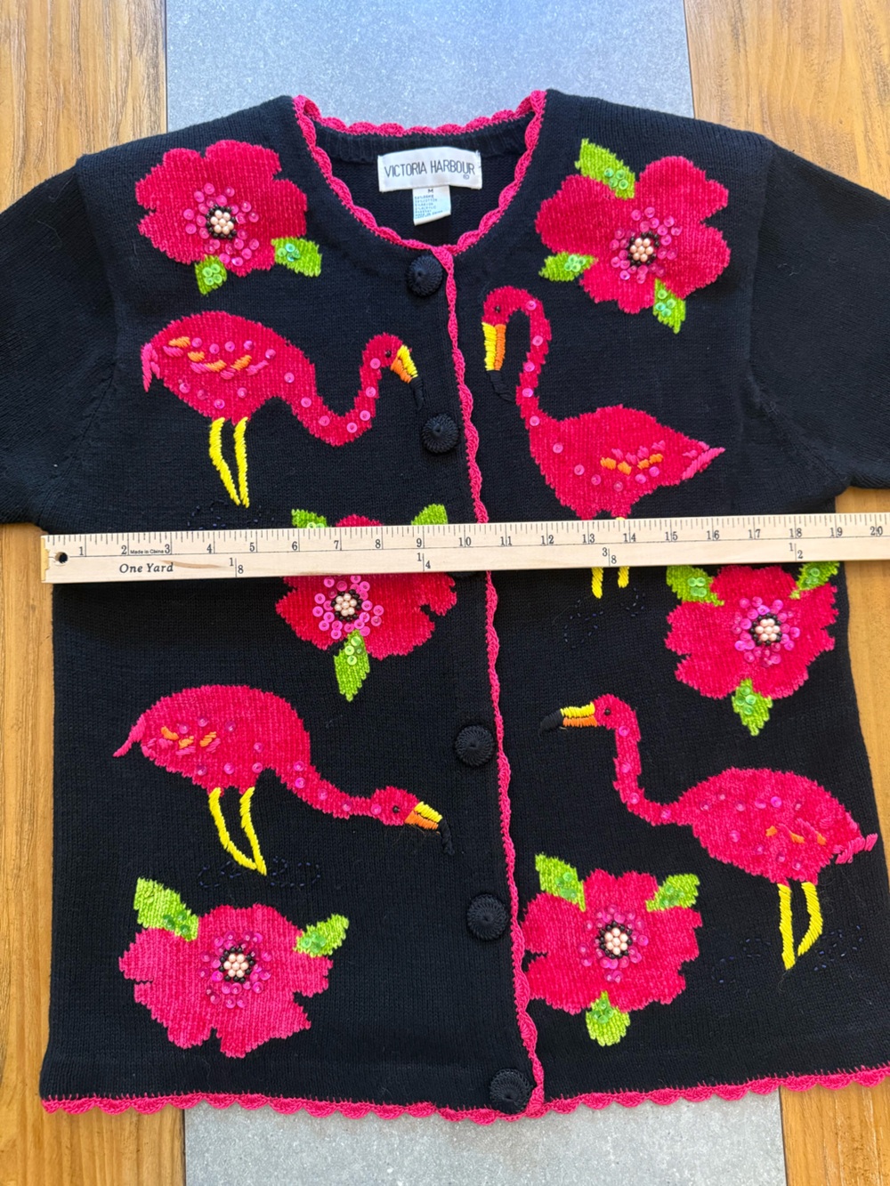 Vintage Victoria Harbour Black Pink Flamingo Sequin Beaded Short Sleeve Size M - Picture 3 of 9